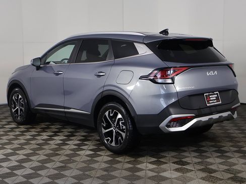 Used 2023 Kia Sportage EX image 9
