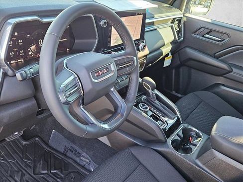 New 2026 GMC Canyon Elevation w/ Technology Package image 3