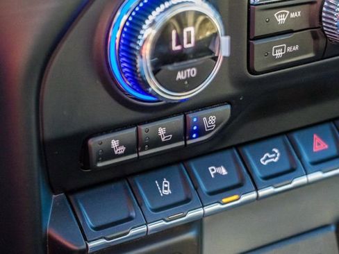 Used 2022 GMC Sierra 2500 Denali w/ Technology Package image 32