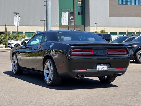 Used 2015 Dodge Challenger SXT w/ Super Sport Group (SS/T) RWD image 31