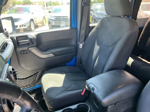 Used 2016 Jeep Wrangler Unlimited Sport w/ Quick Order Package 24S image 10