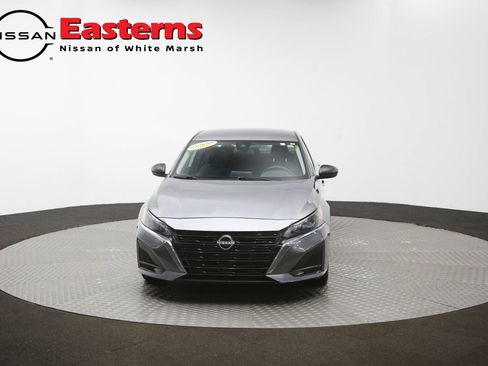 Used 2025 Nissan Altima 2.5 SV FWD image 51