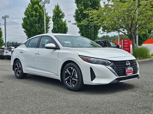 New 2025 Nissan Sentra SV w/ Trunk Package image 2