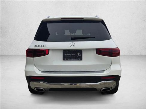 Certified 2025 Mercedes-Benz GLB 250 image 6