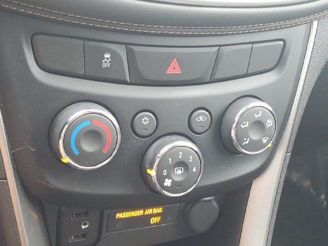 Used 2020 Chevrolet Trax LS w/ Tint and Cruise Package FWD image 29