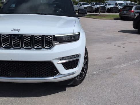 Certified 2023 Jeep Grand Cherokee Summit AWD/4WD image 11