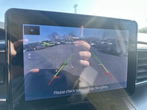 Used 2022 Ford Explorer XLT w/ Equipment Group 202A image 24