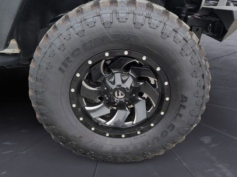 Used 2012 Jeep Wrangler Unlimited Sport image 6