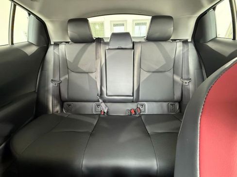 New 2025 Toyota Prius Plug-In Hybrid FWD image 36