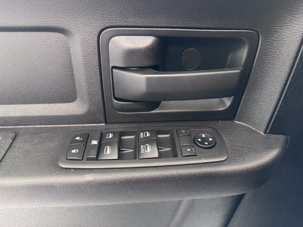 Used 2021 RAM 2500 Tradesman AWD/4WD image 25