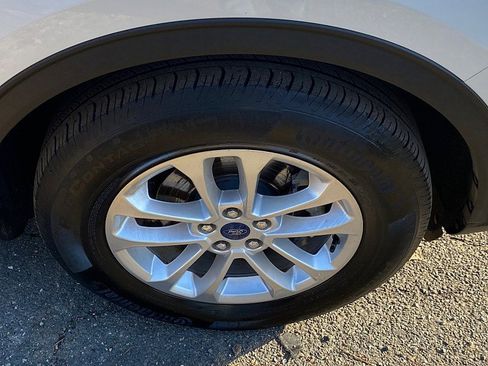 Certified 2022 Ford Escape SE w/ Convenience Package image 15