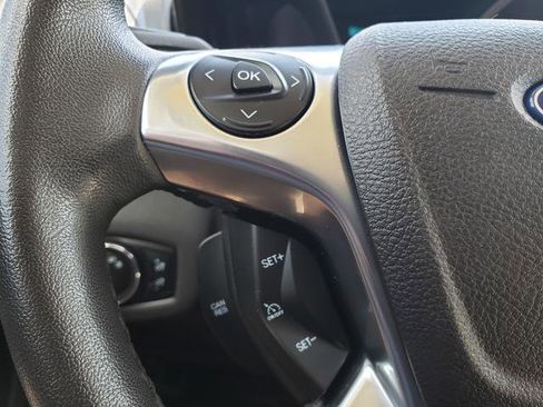 Used 2017 Ford Transit Connect XLT image 18