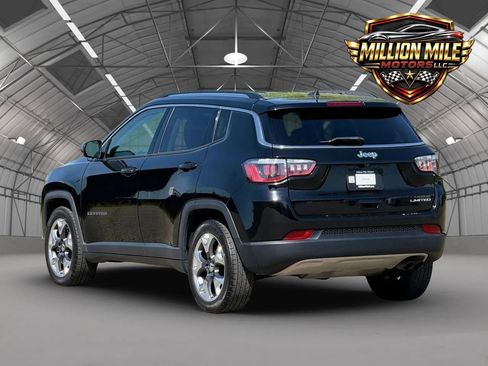 Used 2019 Jeep Compass Limited FWD image 10