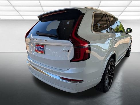 Used 2025 Volvo XC90 B6 Plus AWD/4WD image 31