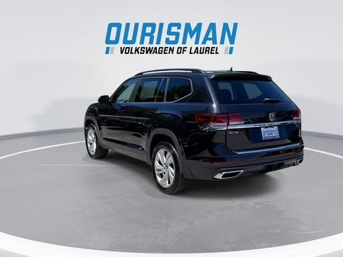 Used 2023 Volkswagen Atlas SE w/ Panoramic Sunroof Package AWD/4WD image 6
