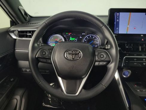 Used 2022 Toyota Venza XLE AWD/4WD image 22