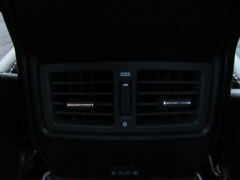 Used 2017 Mercedes-Benz G 550 Squared image 31