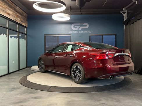 Used 2016 Nissan Maxima Platinum w/ Interior Lighting Package image 5