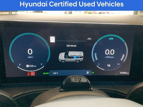 Certified 2025 Hyundai Santa Fe Calligraphy image 4