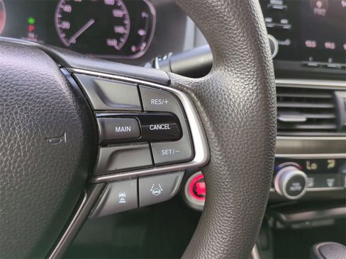 Used 2019 Honda Accord LX image 22