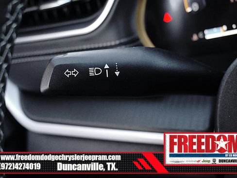 New 2025 Jeep Grand Cherokee L Altitude image 29