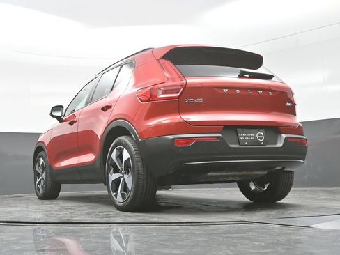 Used 2024 Volvo XC40 B5 Plus w/ Climate Package AWD/4WD image 28