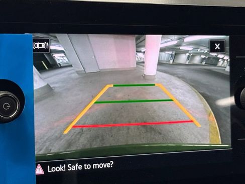 New 2025 Volkswagen Taos SE AWD/4WD image 29