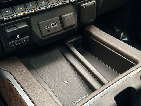 Used 2020 GMC Sierra 1500 Denali w/ Denali Ultimate Package image 30