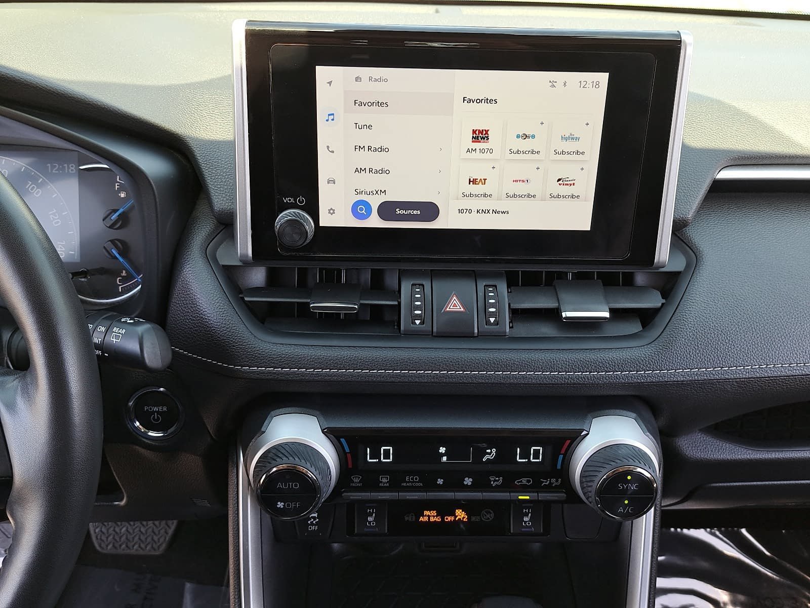 Used 2023 Toyota RAV4 XLE Premium AWD/4WD image 22