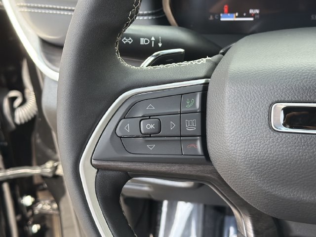Used 2026 Jeep Grand Cherokee L Limited w/ Limited Altitude Package AWD/4WD image 28