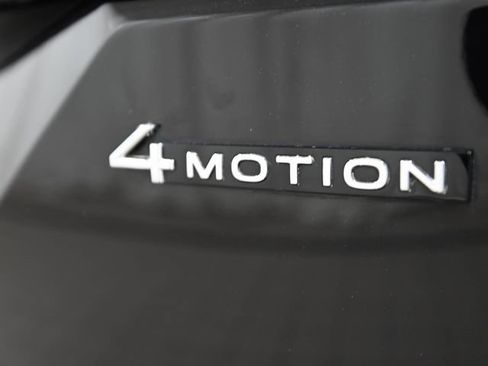 Used 2024 Volkswagen Atlas Peak Edition SEL AWD/4WD image 22