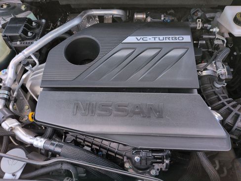 Used 2025 Nissan Rogue SL w/ Tech Package AWD/4WD image 37