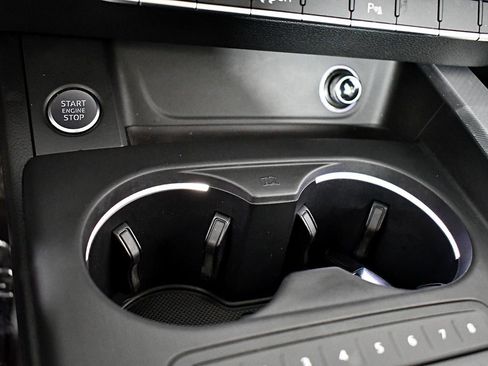 Used 2017 Audi A4 2.0T Premium Plus w/ Premium Plus Package image 33