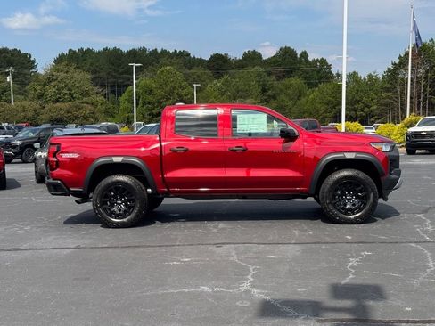 New 2026 Chevrolet Colorado Trail Boss AWD/4WD image 2