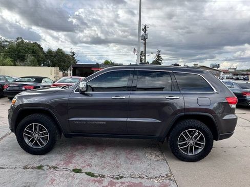 Used 2018 Jeep Grand Cherokee Limited w/ Trailer Tow Group IV AWD/4WD image 4