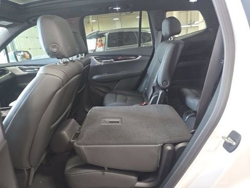 Used 2024 Cadillac XT6 Premium Luxury AWD/4WD image 27