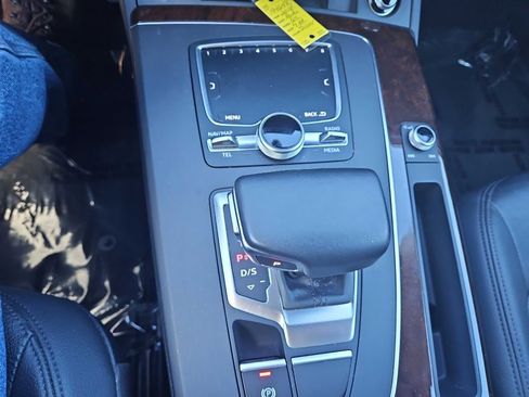Used 2018 Audi Q5 2.0T Premium image 15