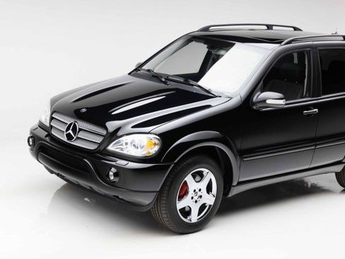 Used 2002 Mercedes-Benz ML 55 AMG 4MATIC image 25