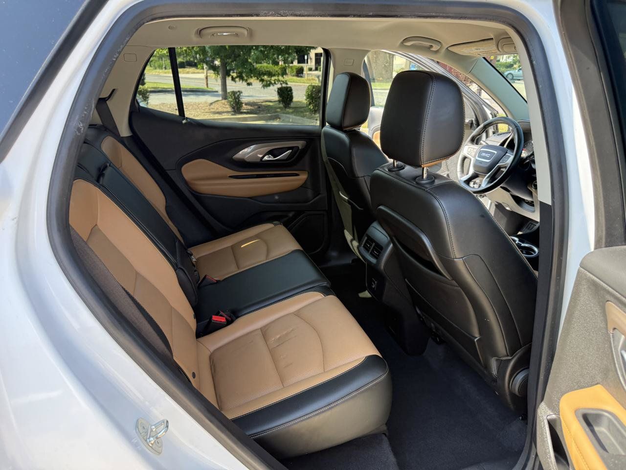 Used 2020 GMC Terrain SLT FWD image 26