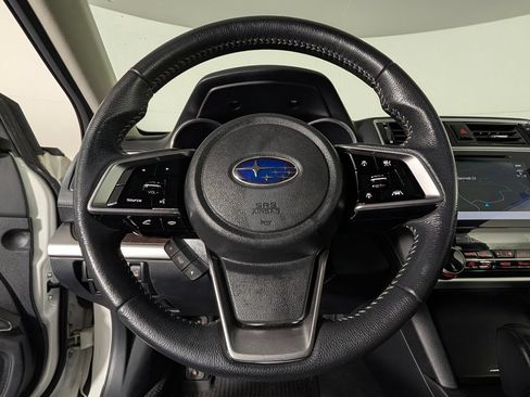 Used 2019 Subaru Outback 3.6R Limited AWD/4WD image 34