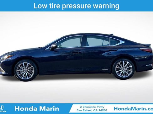 Used 2021 Lexus ES 300h w/ Premium Package image 8