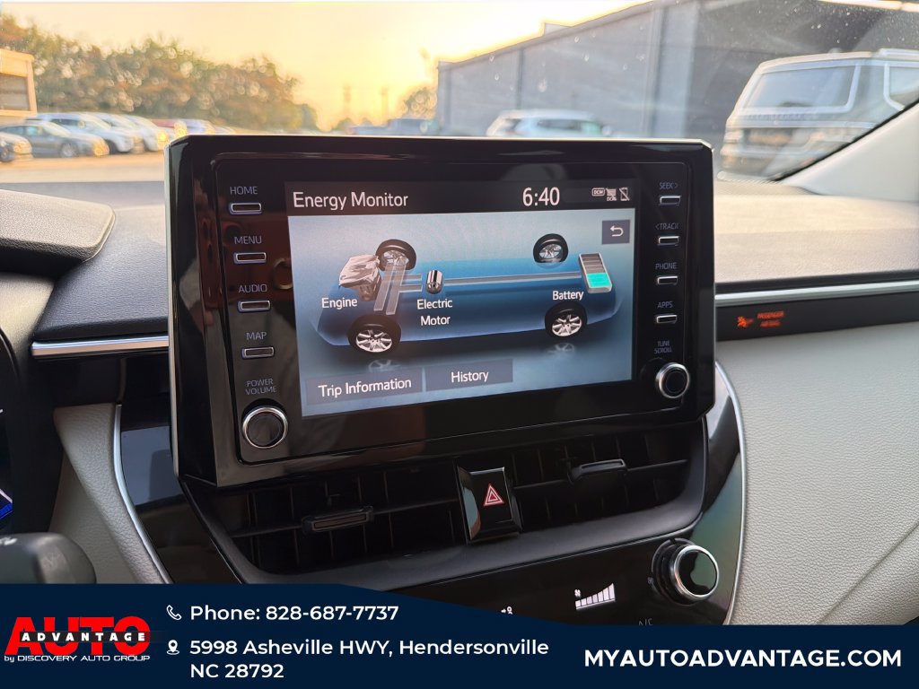 Used 2020 Toyota Corolla LE FWD image 15