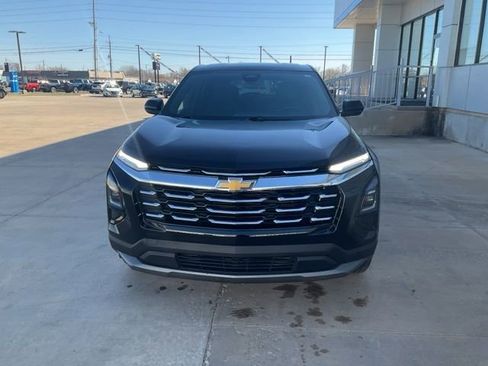 Used 2025 Chevrolet Equinox LT image 37
