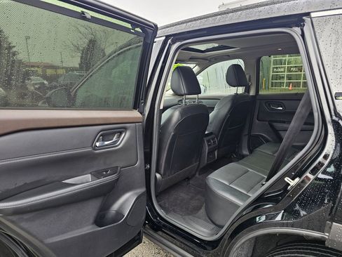Certified 2023 Nissan Rogue SV w/ SV Premium B Package AWD/4WD image 12
