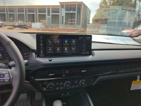 New 2025 Honda Accord EX-L image 28