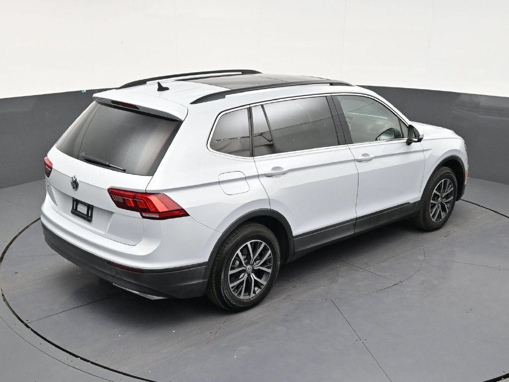 Used 2019 Volkswagen Tiguan SE w/ Panoramic Sunroof Package FWD image 15