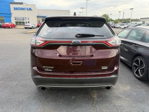 Used 2018 Ford Edge SEL w/ Equipment Group 201A FWD image 6