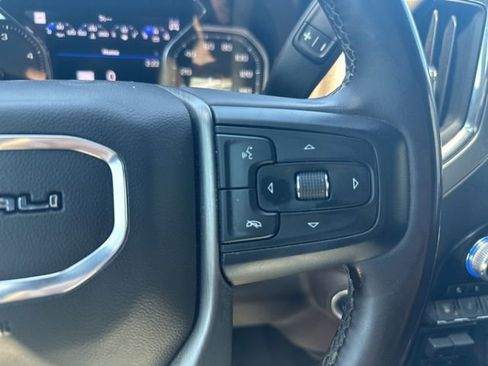 Used 2023 GMC Sierra 2500 Denali image 14
