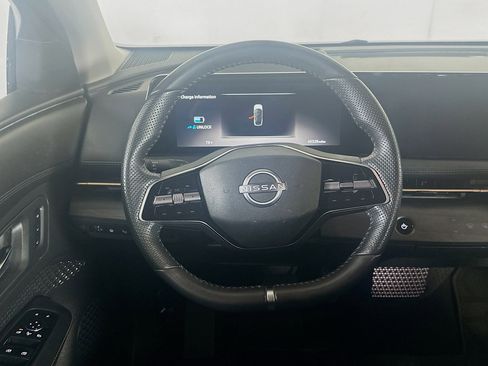 Used 2023 Nissan Ariya FWD image 18