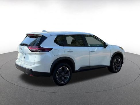 Used 2025 Nissan Rogue SV FWD image 15